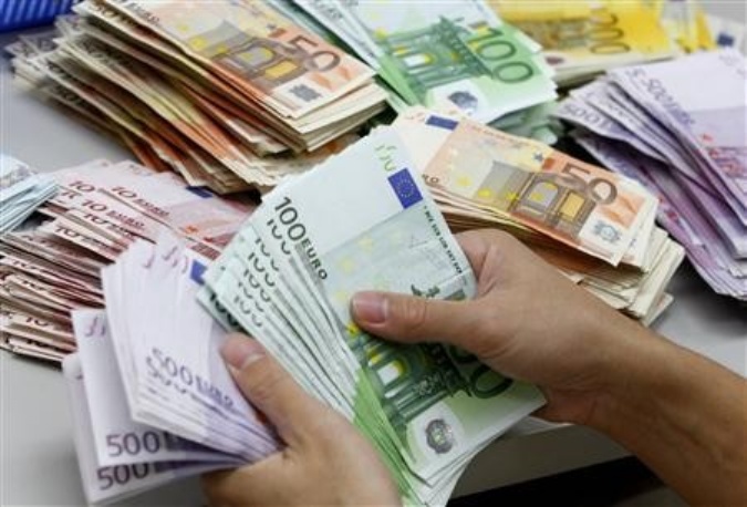 Hej, letar du efter ett lån? VI FINANSIERAR FÖLJAN Hej, letar du efter ett lån? VI FINANSIERAR FÖLJAN