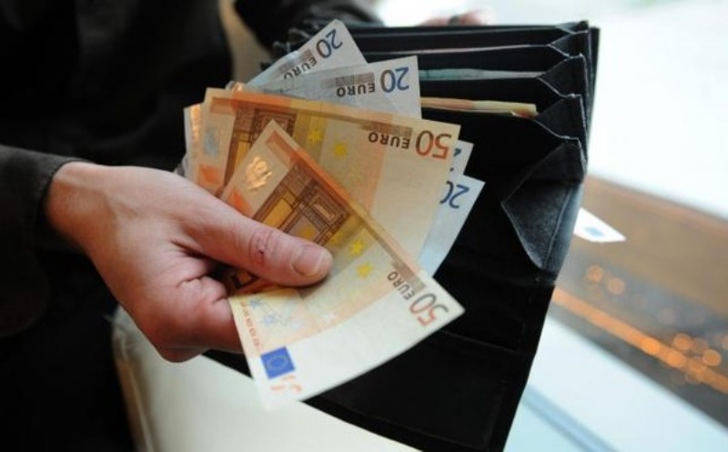 Hej, letar du efter ett lån? VI FINANSIERAR FÖLJAN Hej, letar du efter ett lån? VI FINANSIERAR FÖLJAN