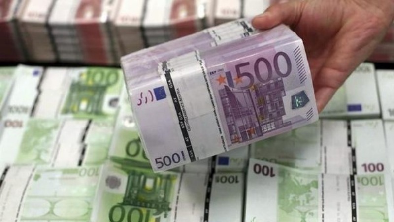 Finansiering, lån og investeringer. Finansiering, lån og investeringer.
