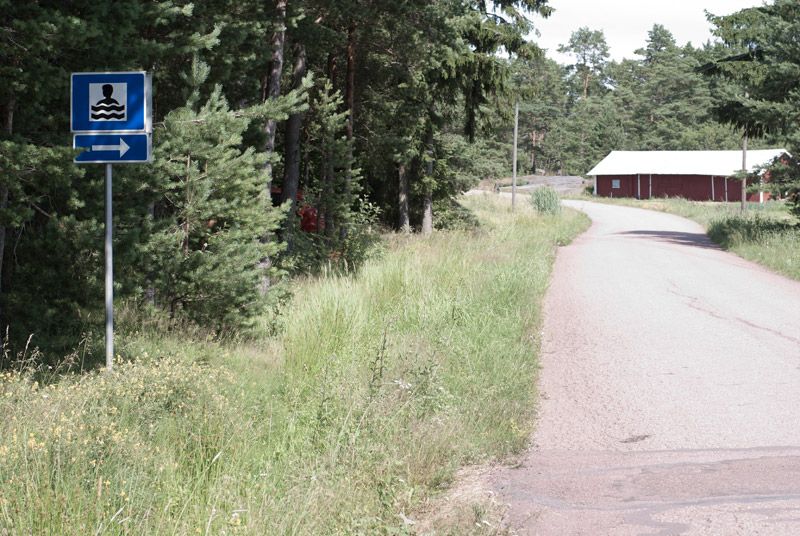 Här svänger man till simstranden.
foto: matilda enqvist
